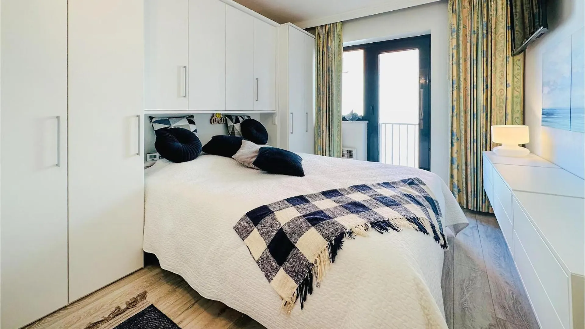 Awesome Apartment In Oostende With Wifi
